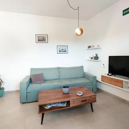 Апартаменты Silver Cozy Getaway - 3 Pearls Pool Retreat *